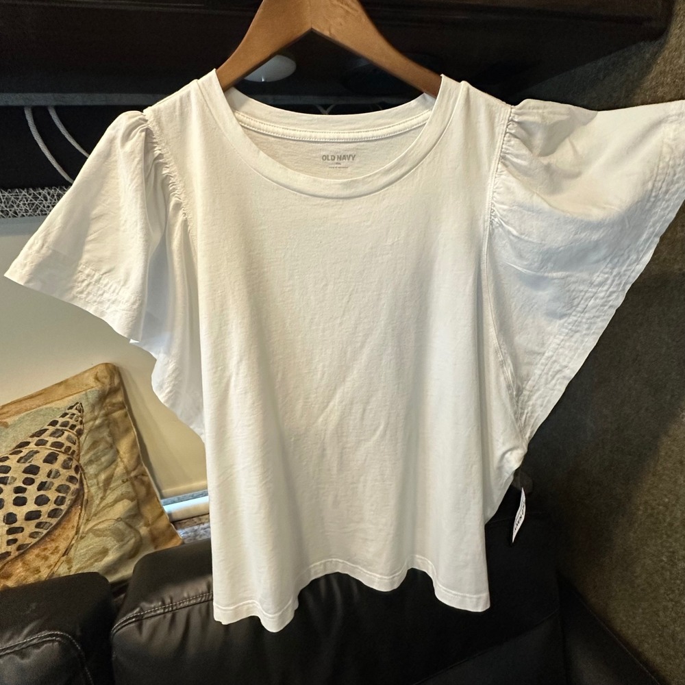 NWT Old Navy Women's XXL White Flutter Sleeve T-Shirt‎ Calla Lily Summer Casual